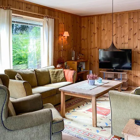4 Bedroom Amazing In * Valsøyfjord
